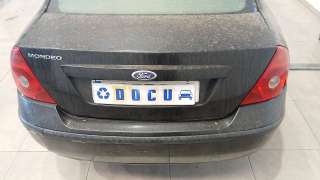 ford mondeo iii sedán (b4y) 2000-2007 del año 2001