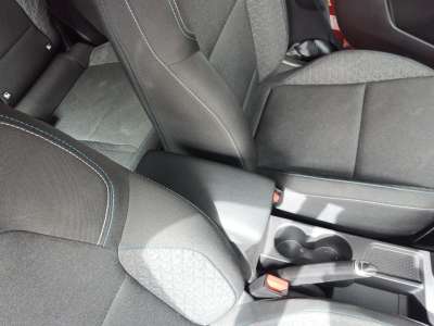 Recambio de apoyabrazos central para renault captur ii (hf_) 2020- tce 90 (hfm6) referencia OEM IAM 969201051R  