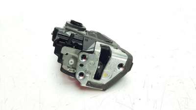 CERRADURA PUERTA TRASERA DERECHA TOYOTA VERSO  - M.1116708 / 690500F031