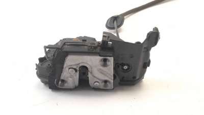 CERRADURA PUERTA DELANTERA DERECHA RENAULT CAPTUR  - M.1097909 / 805022764R