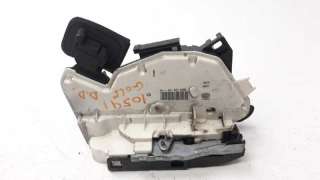 CERRADURA PUERTA DELANTERA DERECHA VOLKSWAGEN GOLF VII SPORTSVAN  - M.1095421 / 5K1837016D