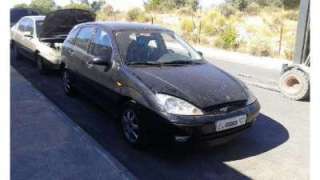 FORD FOCUS BERLINA Trend 2004 5p - 16564