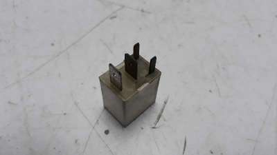 RELE FORD SIERRA BERLINA  - M.726385 / 88AG13L028AA