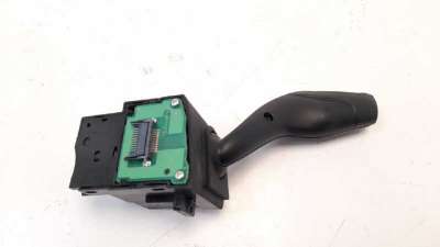 MANDO INTERMITENTES FORD FOCUS LIM.  - M.1014803 / AV6T13335AE