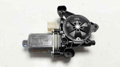 MOTOR ELEVALUNAS DELANTERO IZQUIERDO AUDI A3 SEDÁN  - M.839935 / 5Q0959802B