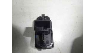 INTERRUPTOR VOLVO V50 FAMILIAR  - M.711784 / 03451500