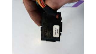 INTERRUPTOR VOLVO V50 FAMILIAR  - M.704875 / 8691530