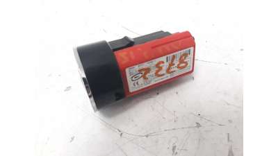 INTERRUPTOR TOYOTA AURIS  - M.630448 / 15A8543