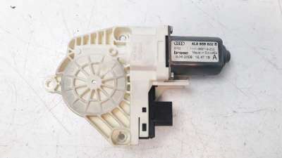 MOTOR ELEVALUNAS DELANTERO DERECHO AUDI Q7  - M.1132252 / 4L0959802B
