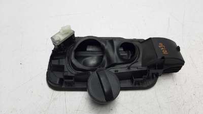 TAPA EXTERIOR COMBUSTIBLE PEUGEOT RIFTER  - M.1137014 / 9817924480