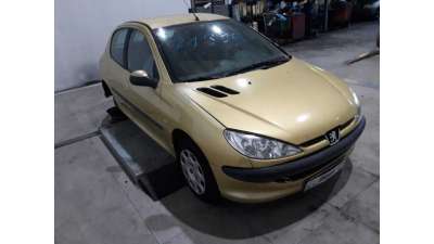 PEUGEOT 206 BERLINA 1.4 HDi 68 CV 2004 3p - 21336