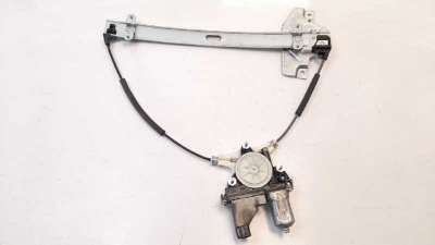 ELEVALUNAS DELANTERO IZQUIERDO KIA RIO  - M.1101218 / 824021W310