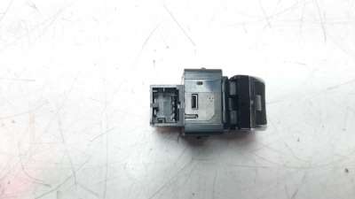 MANDO ELEVALUNAS TRASERO DERECHO AUDI A3 SPORTBACK  - M.1140224 / 8V0959855C