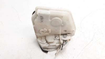 CERRADURA PUERTA TRASERA DERECHA MAZDA 3 LIM.  - M.1141361 / BHS272310B