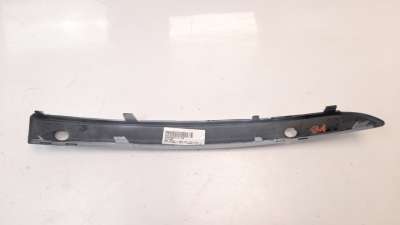 MOLDURA BMW SERIE 1 BERLINA  - M.1141756 / 51117136637