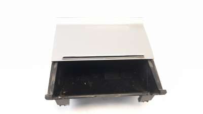 CENICERO SKODA OCTAVIA LIM.  - M.1143178 / 5E1863077B
