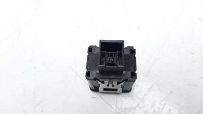 INTERRUPTOR VOLKSWAGEN PASSAT LIM.  - M.1144680 / 3C0941334A