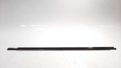 MOLDURA VOLKSWAGEN PASSAT LIM.  - M.1144987 / 3AA937475A