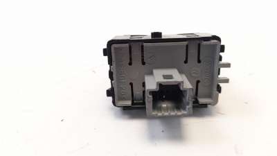 INTERRUPTOR RENAULT CAPTUR  - M.1139014 / 284480002R