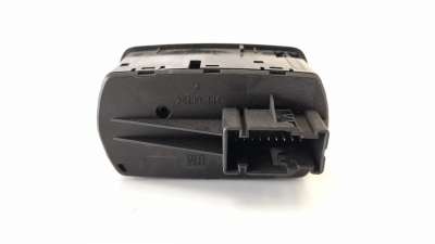 MANDO ELEVALUNAS DELANTERO IZQUIERDO OPEL CORSA E  - M.1082956 / 13430017