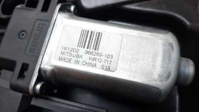 ELEVALUNAS DELANTERO DERECHO VOLVO V40  - M.1068420 / 31301556