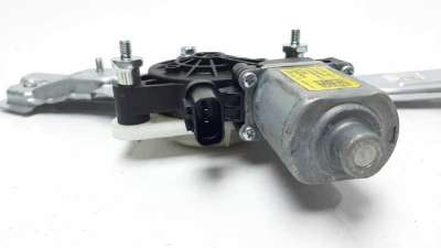 ELEVALUNAS DELANTERO DERECHO HYUNDAI KONA  - M.1061528 / 82402J9000