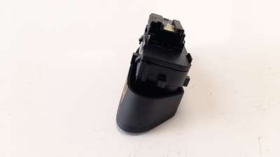 INTERRUPTOR ALFA ROMEO GIULIA  - M.1162113 / 01561095740