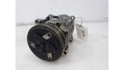 TAPA EXTERIOR COMBUSTIBLE TOYOTA VERSO  - M.1148178 / 7735064020