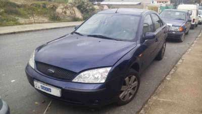 FORD MONDEO BERLINA Ambiente 2002 4p - 17164