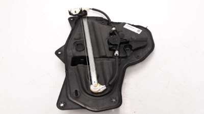 ELEVALUNAS TRASERO DERECHO MAZDA 3 LIM.  - M.1072395 / BJS772590