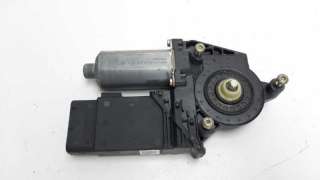 MOTOR ELEVALUNAS DELANTERO DERECHO VOLKSWAGEN PASSAT BERLINA  - M.1181358 / 0130821694