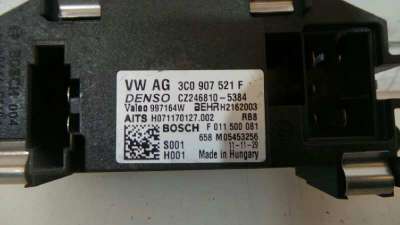 MOLDURA MERCEDES CLASE C  LIM.  - M.1180518 / A2057204222