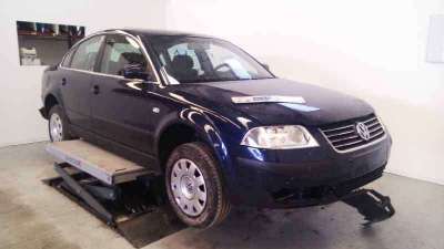 VOLKSWAGEN PASSAT BERLINA Comfortline 2002 4p - 17304