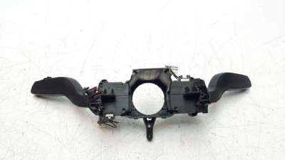 MANDO MULTIFUNCION AUDI A1  - M.1064942 / 8X0953502