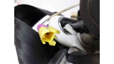 CINTURON SEGURIDAD DELANTERO DERECHO VOLKSWAGEN BORA BERLINA  - M.389034 / 1J4857706AAFKZ