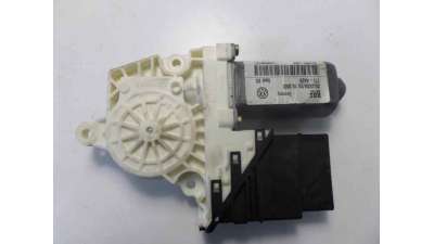 MOTOR ELEVALUNAS TRASERO DERECHO SEAT TOLEDO  - M.453162 / 1J4959812CFKZ