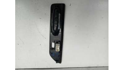 MANDO ELEVALUNAS DELANTERO IZQUIERDO RENAULT LAGUNA  - M.488378 / MANDO ELEVALUNAS DELANTERO IZQUIERDO