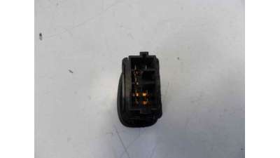 MANDO ELEVALUNAS TRASERO IZQUIERDO PEUGEOT 406 BERLINA  - M.488385 / MANDO ELEVALUNAS TRASERO IZQUIERDO