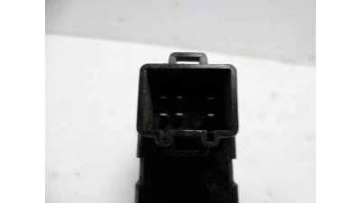 MANDO ELEVALUNAS DELANTERO DERECHO DAEWOO TACUMA  - M.502450 / 96190777
