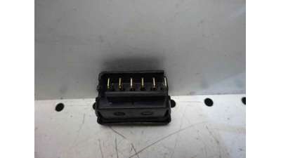 MANDO ELEVALUNAS DELANTERO DERECHO RENAULT 19 HATCHBACK  - M.536102 / MANDO ELEVALUNAS DELANTERO DERECHO