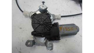 ELEVALUNAS TRASERO IZQUIERDO NISSAN QASHQAI  - M.564135 / 82701JD400