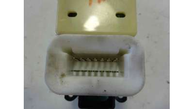 MANDO ELEVALUNAS DELANTERO IZQUIERDO MITSUBISHI SPACE WAGON  - M.588767 / MANDO ELEVALUNAS DELANTERO IZQUIERDO