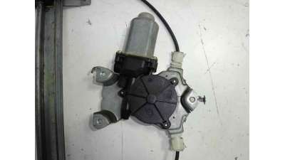 ELEVALUNAS TRASERO DERECHO NISSAN PRIMERA TRAV.  - M.623142 / 016923