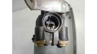 ELEVALUNAS TRASERO DERECHO NISSAN PRIMERA TRAV.  - M.623142 / 016923