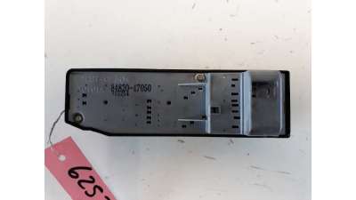 MANDO ELEVALUNAS DELANTERO IZQUIERDO TOYOTA PRIUS  - M.625237 / 8482047050