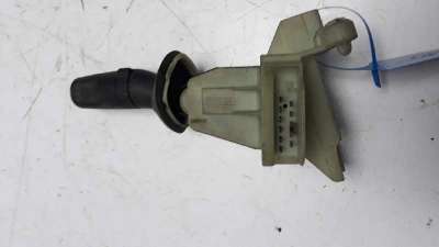 MANDO LIMPIA FORD MONDEO BERLINA  - M.658110 / MANDO LIMPIA