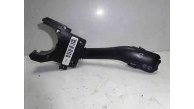 MANDO LIMPIA VOLKSWAGEN GOLF IV BERLINA  - M.662608 / MANDO LIMPIA