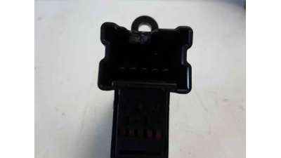 MANDO ELEVALUNAS TRASERO IZQUIERDO NISSAN NAVARA PICK-UP  - M.662817 / MANDO ELEVALUNAS TRASERO IZQUIERDO