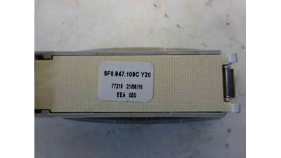 LUZ INTERIOR SEAT LEON  - M.668936 / 5F0947109C