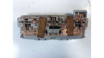 LUZ INTERIOR RENAULT LAGUNA II  - M.669335 / 8200003038